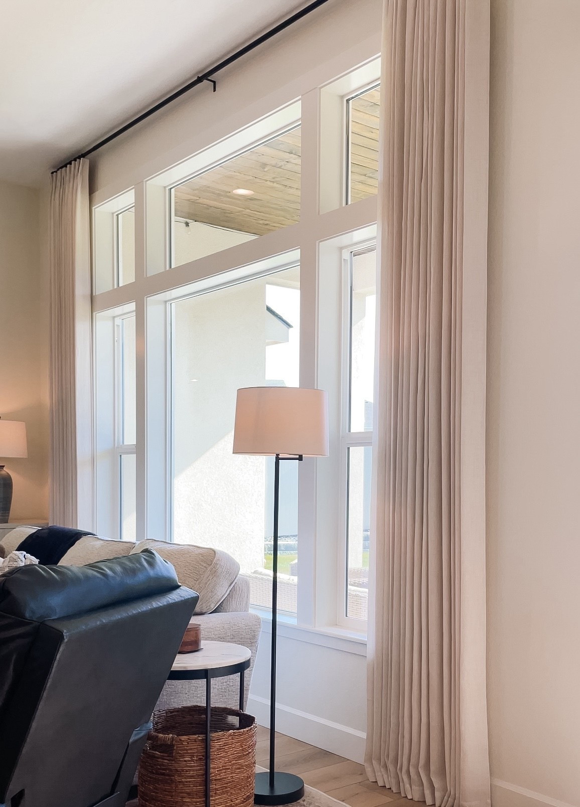 My new living room curtains look so good straight out of the package! (This is even before steaming them.)

I have 4 total panels 42"W x 130"L - Color: Natural  

 