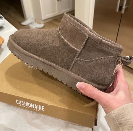 Just got my Ugg mini boot dupes in the mail and I’m IMPRESSED! Ordered an 8 - typically 8-8 1/2! 

Color: Taupe genuine suede 


#LTKSeasonal #LTKshoecrush #LTKGiftGuide