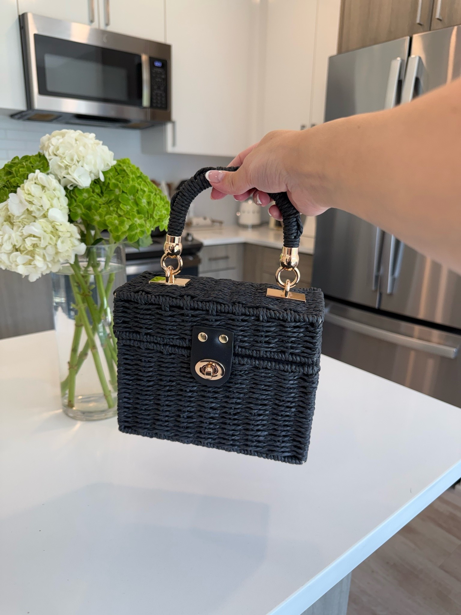 The perfect summer purse🖤✨

#LTKSeasonal