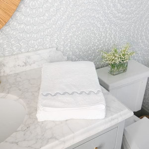 Wave Embroidered Bath Towel | Weezie Towels