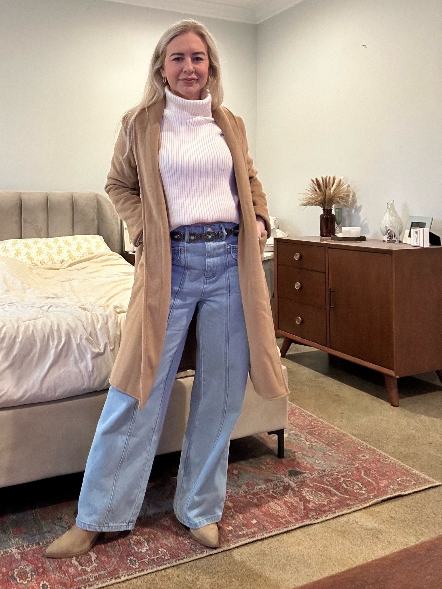 it’s freezing outside, so had to pull out the peacoat

#LTKSeasonal #LTKFindsUnder50