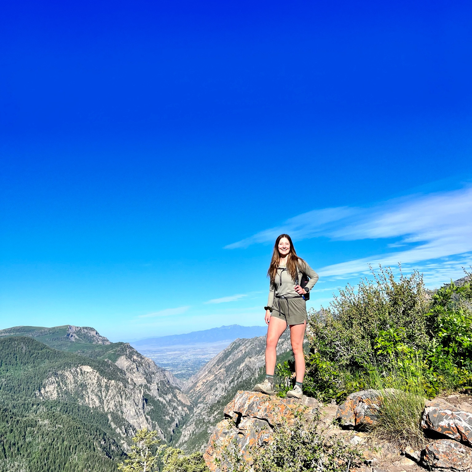 Day hiking outfit! My go-to Osprey pack and some basic top & bottoms make for a comfortable day on the trails. #OptOutside 

#LTKSummerSales #LTKActive