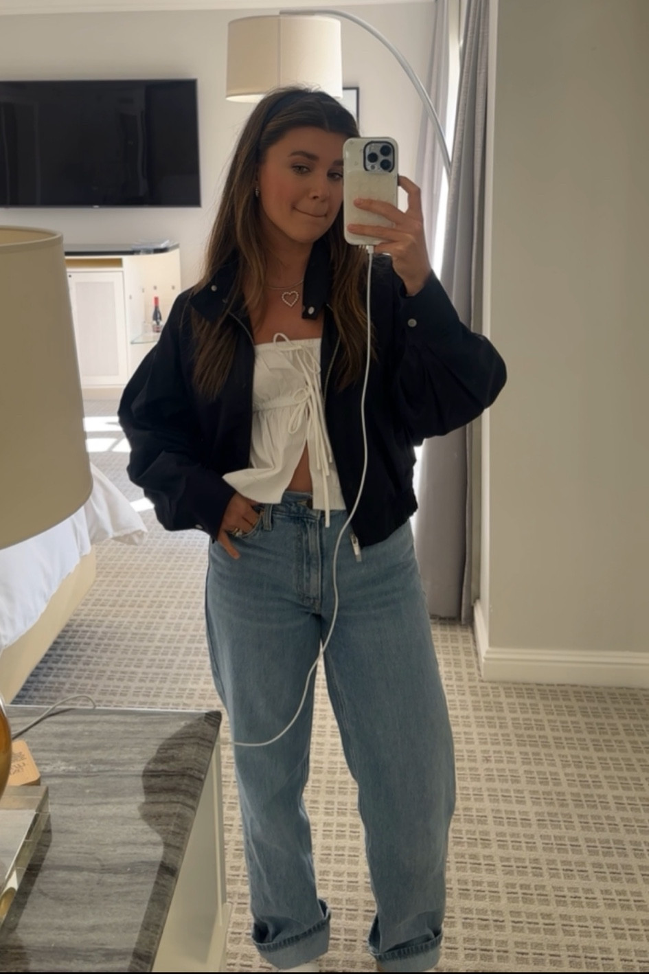 ootg in LA game 2!

Jean size 26
Jacket with xs
Shirt size xs