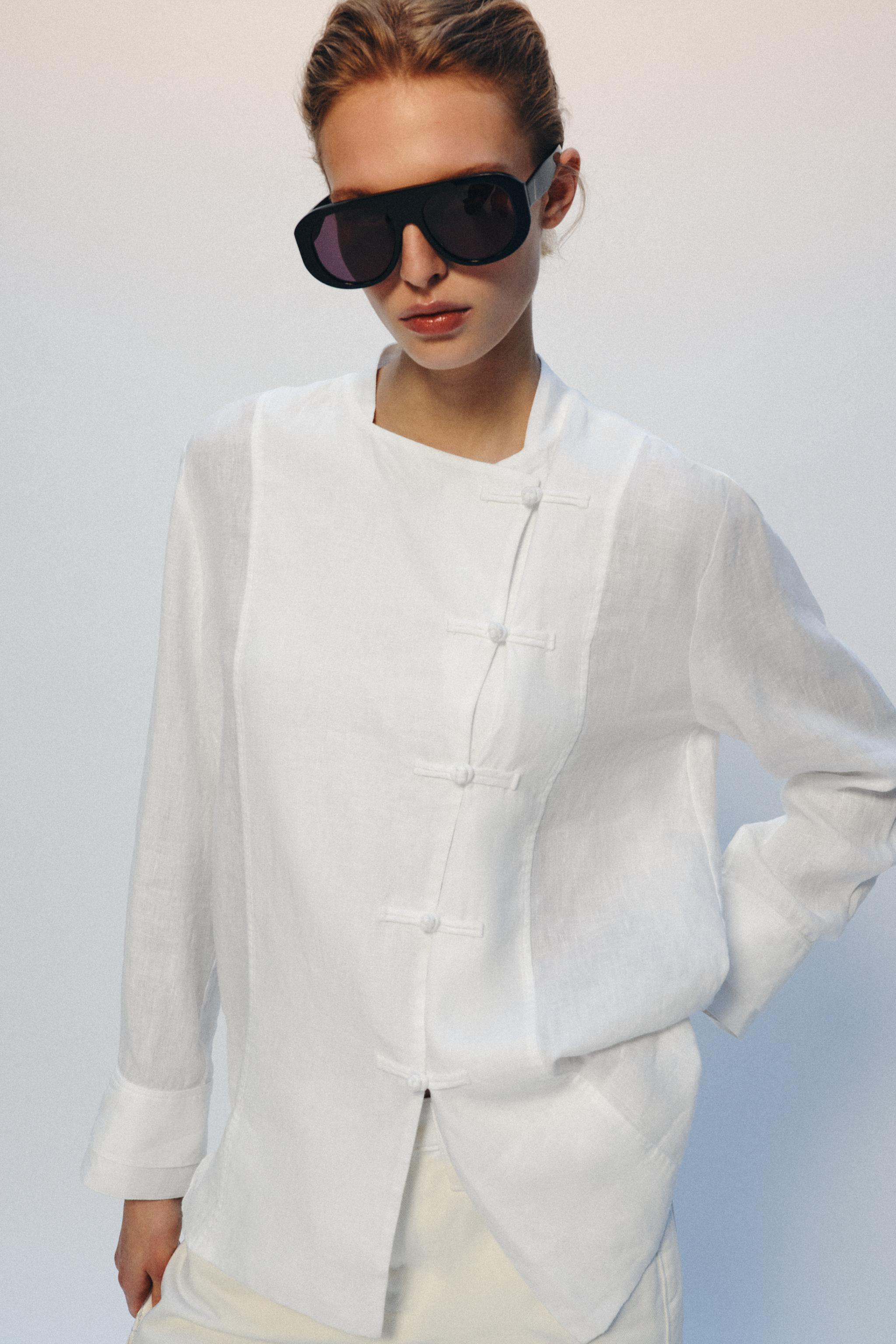 HEMD MIT KNEBELVERSCHLUSS AUS 100 % LEINEN ZW COLLECTION | Zara DE