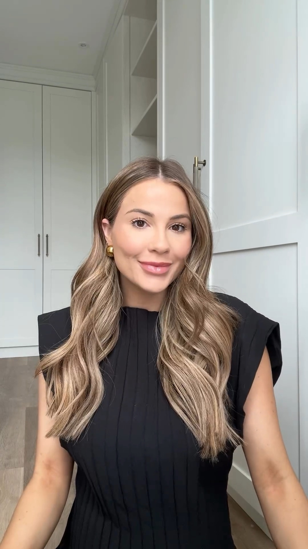 Summer Makeup, Lip balm, Lip liner, Parfum, Blush, Foundation, Primer, Gel Moisturizer, Concealer, Bronzer, Finish Powder, Mascara, Lip gloss, Brown pencil 

#LTKsummer #LTKbeauty #LTKeurope