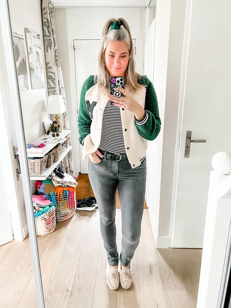 Outfits of the week

A green and cream teddy comber or varsity jacket over a striped shirt paired with dark grey Levi’s shaping skinny jeans. And until I figure out what we are doing today, I am wearing my slippers 😂



#LTKcurves #LTKstyletip #LTKeurope