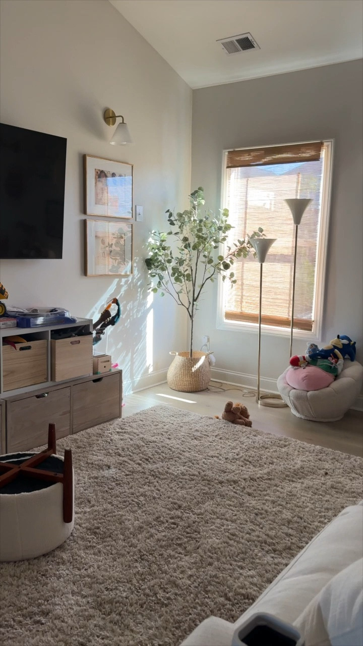 Let’s give this playroom a huge makeover!

Room makeover, playroomm

#LTKmomlife #LTKKids #LTKHome