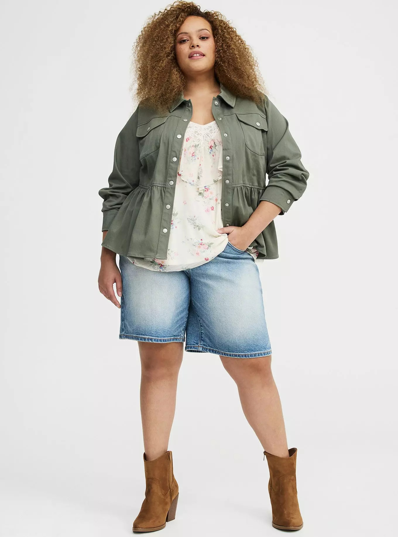 Baggy Mid-Rise Denim Jort | Torrid (US & Canada)