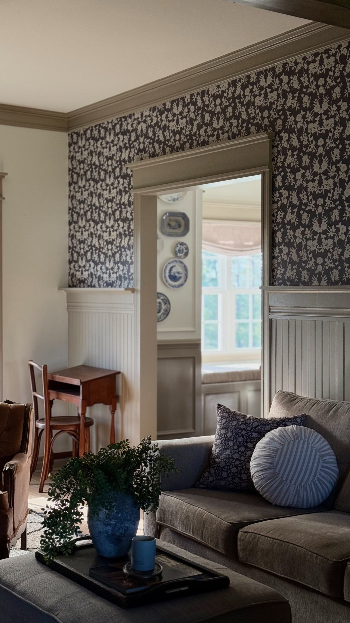 Paint & wallpaper combo ✨

#LTKHome #LTKSaleAlert