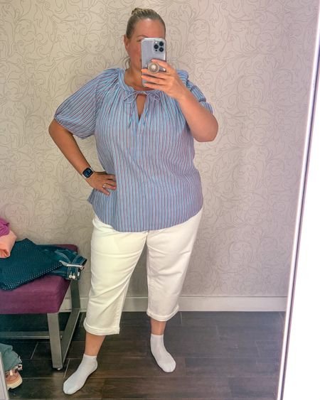 If you’re looking for a comfortable 4th of July outfit, this is a great option. These white boyfriend fit capri pants fit true to size and are a beautiful white color. This top is a blue with small red stripe in it. 

Plus size capri pants
Capri pants 
Capri jeans 
Plus size summer outfit 
Plus size ootd 
4th of July outfit 
Summer outfit 