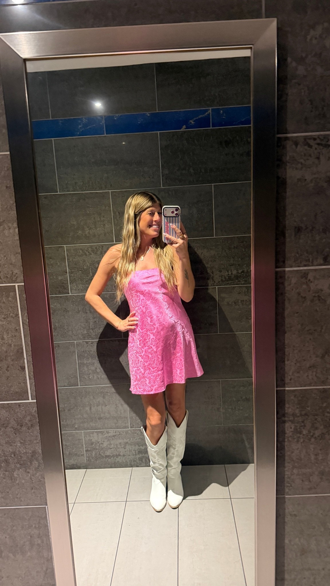 Megan Moroney Concert Outfit 🩷🩷🩷


Concert Outfit | pink dress | cowgirl | country concert

#LTKootd #LTKSeasonal #LTKdayinmylife