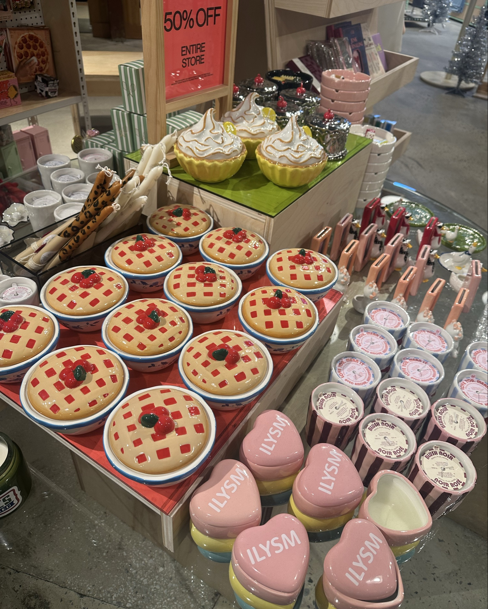 Knick knacks from UO Home make great holiday gifts as well #lastminutegifts #cozycandles

#LTKGiftGuide #LTKHoliday