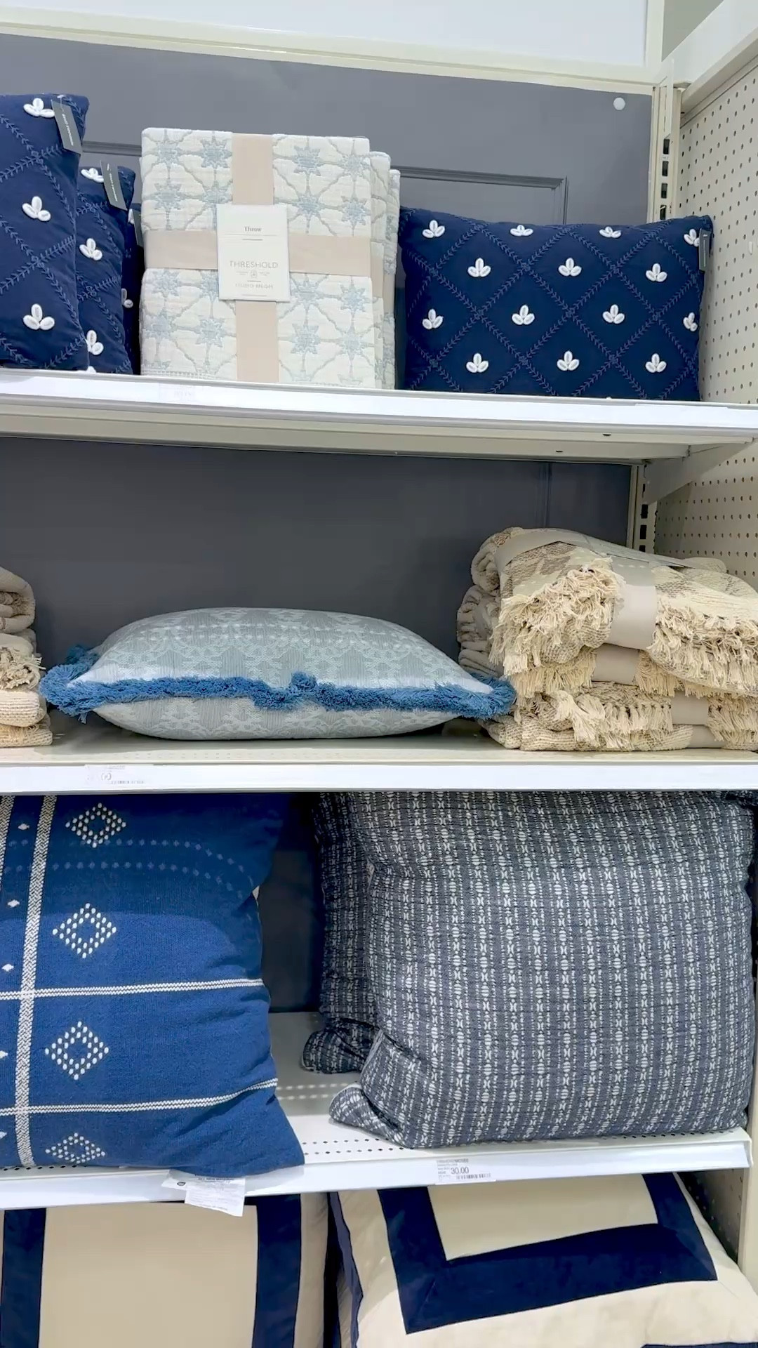 Target home pillows and throw blankets / coastal aesthetic 





Coastal home decor 
Coastal finds 
Throw pillow 
Blue home decor 
Nautical decor 

#LTKSeasonal #LTKHome