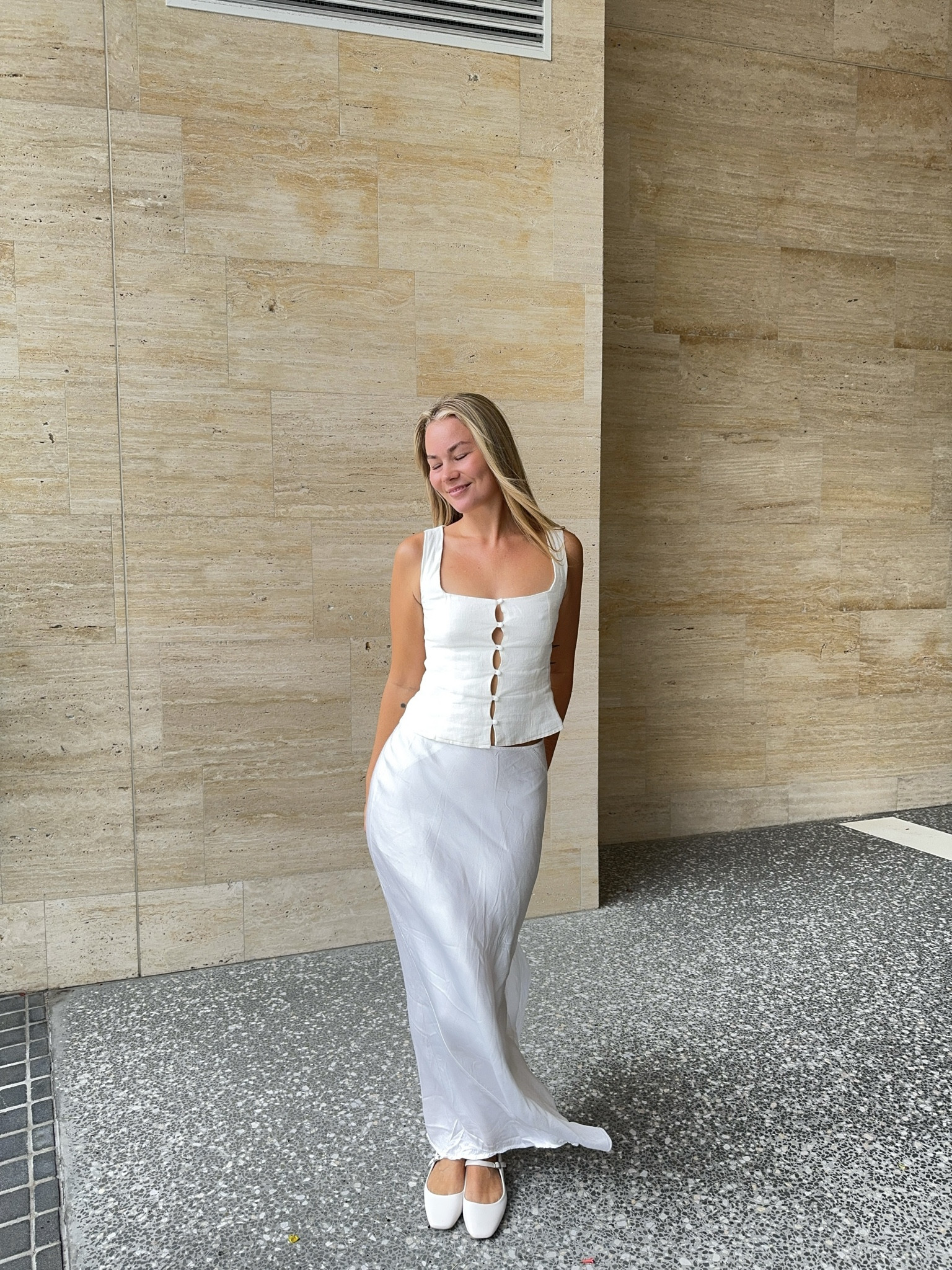 All white outfits are my favourite way to look chic 🍦

#LTKfindsunder100 #LTKaustralia #LTKfindsunder50