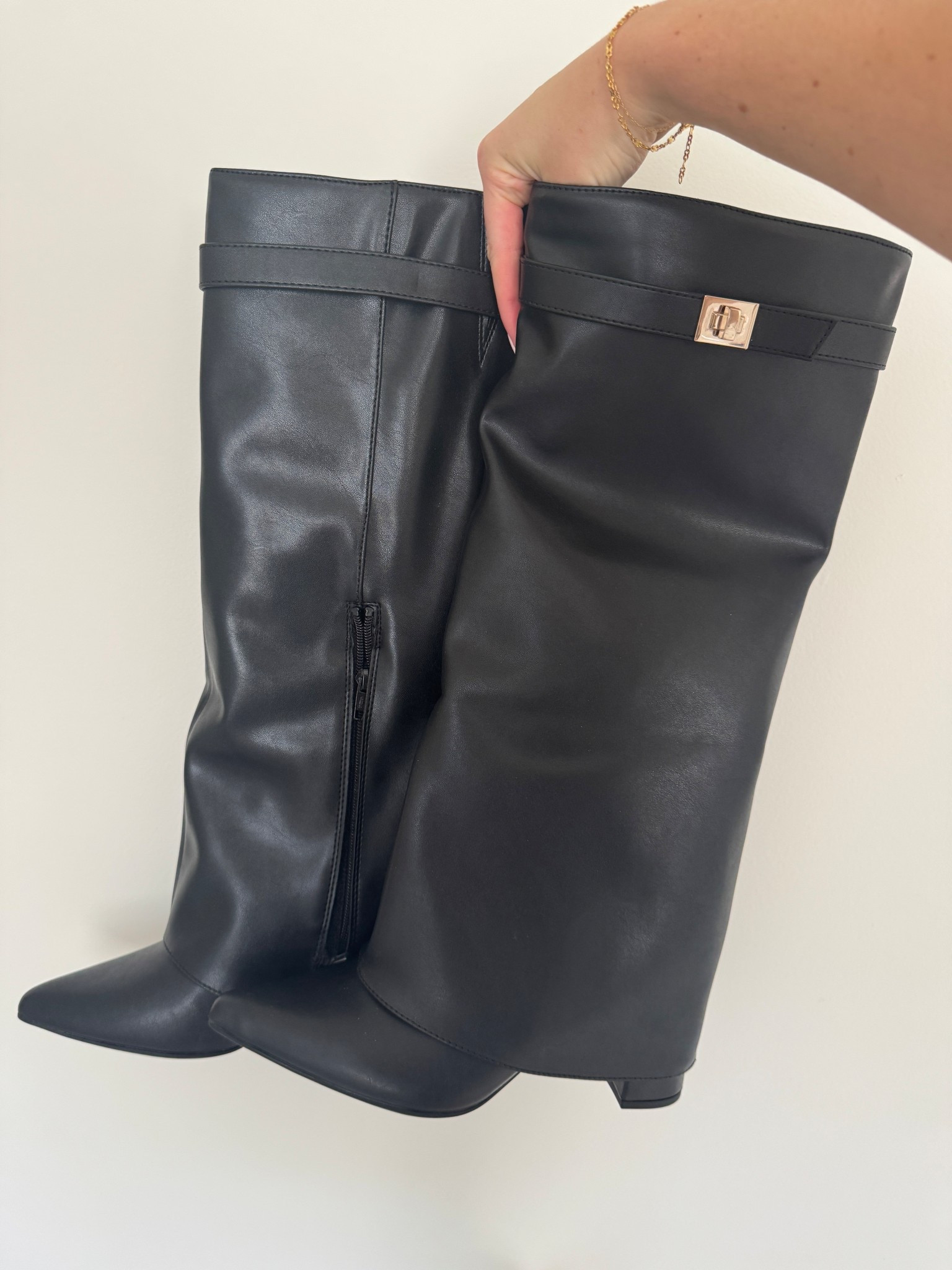 Fall target boots 🫶🏻🖤

#fallboots #targetmusthaves #fallootd #targetstyle

#LTKBeauty #LTKSeasonal #LTKTall