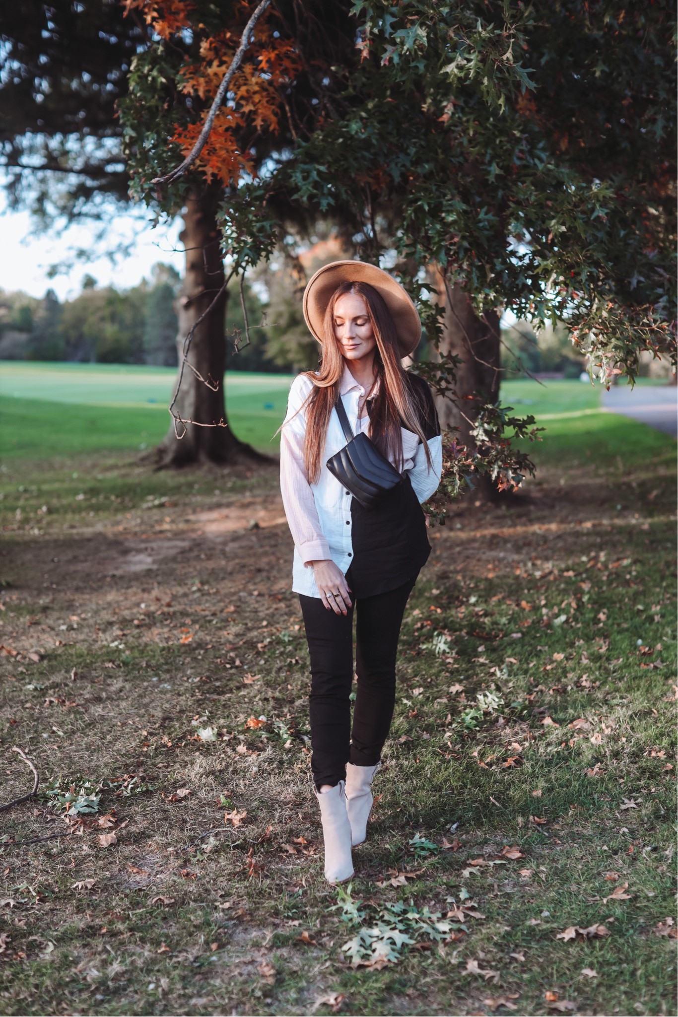 Perfect fall outfit! Wearing Small in top. Amazon 21 days of outfits: day one.

#founditonamazon #amazonfinds

#LTKunder50 #LTKstyletip #LTKSeasonal