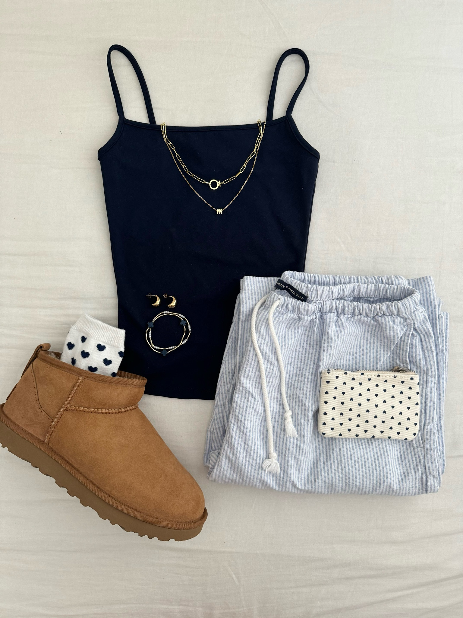 cute navy outfit inspo 

#LTKBeauty #LTKStyleTip