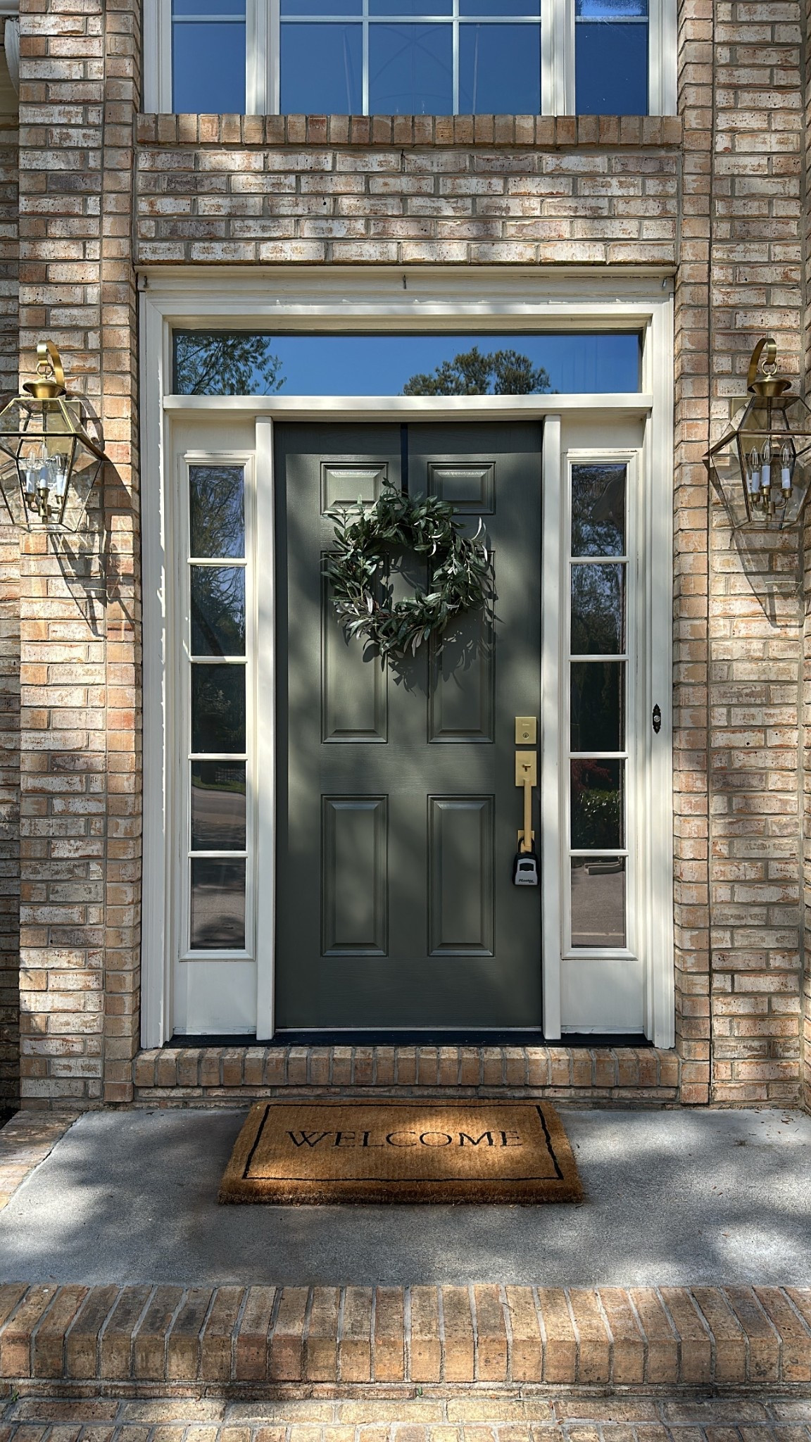 Front door refresh 😍 

Door color: Dark Olive by Benjamin Moore 

#LTKHome