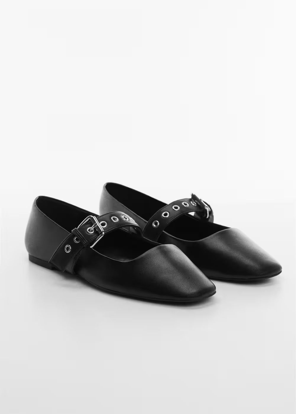 Studded buckle shoe -  Women | Mango USA | MANGO (US)