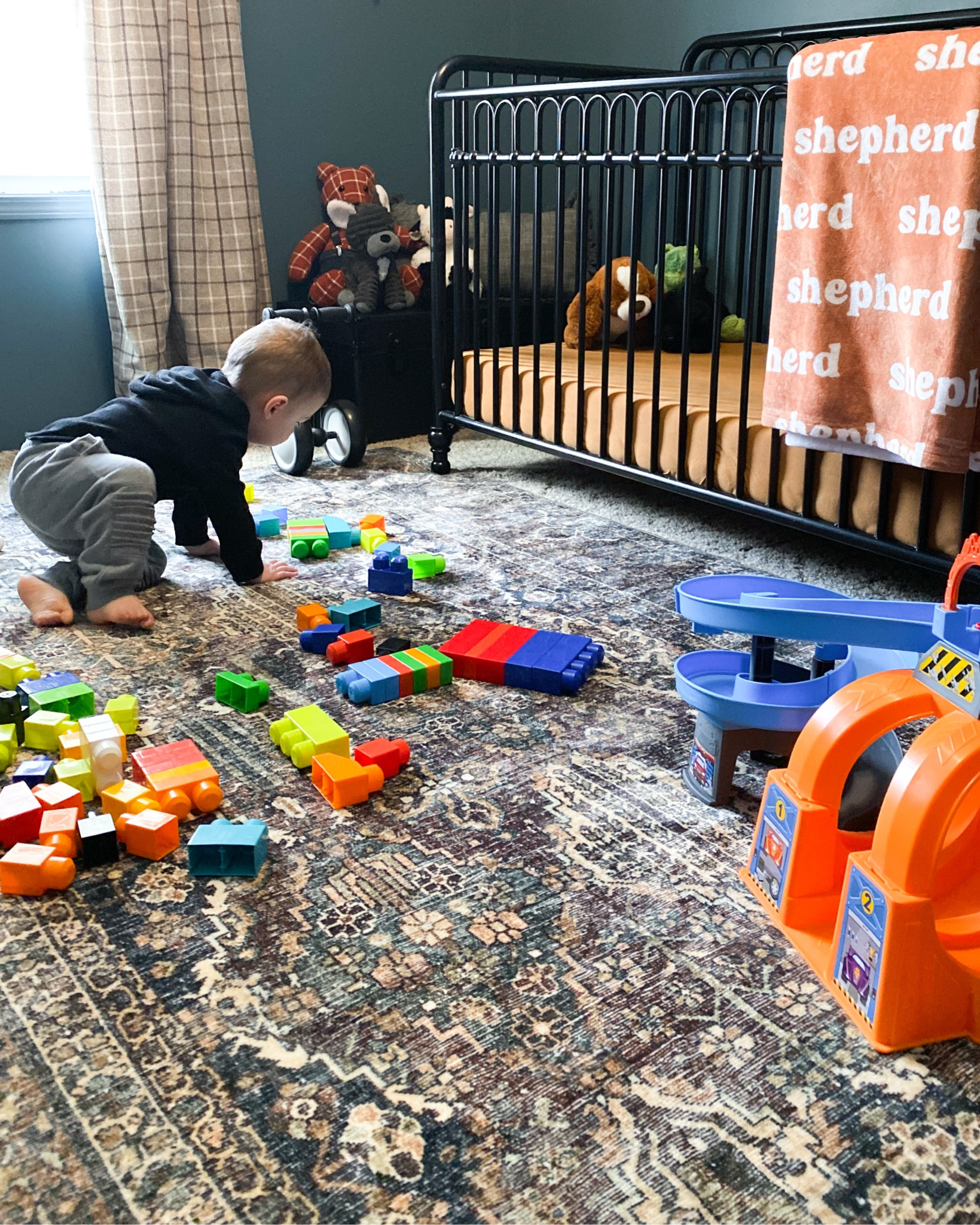 The rug I used in Shepherd’s nursery is on sale for Presidents’ Day! 8x10 under $150 
Super soft and a beautiful traditional pattern 



#LTKFamily #LTKKids #LTKHome