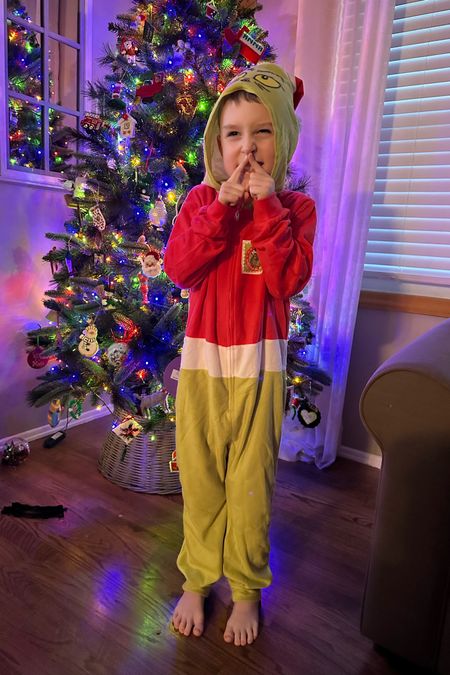 Grinch onesie is 40% off today! 

#LTKSeasonal #LTKHoliday #LTKkids