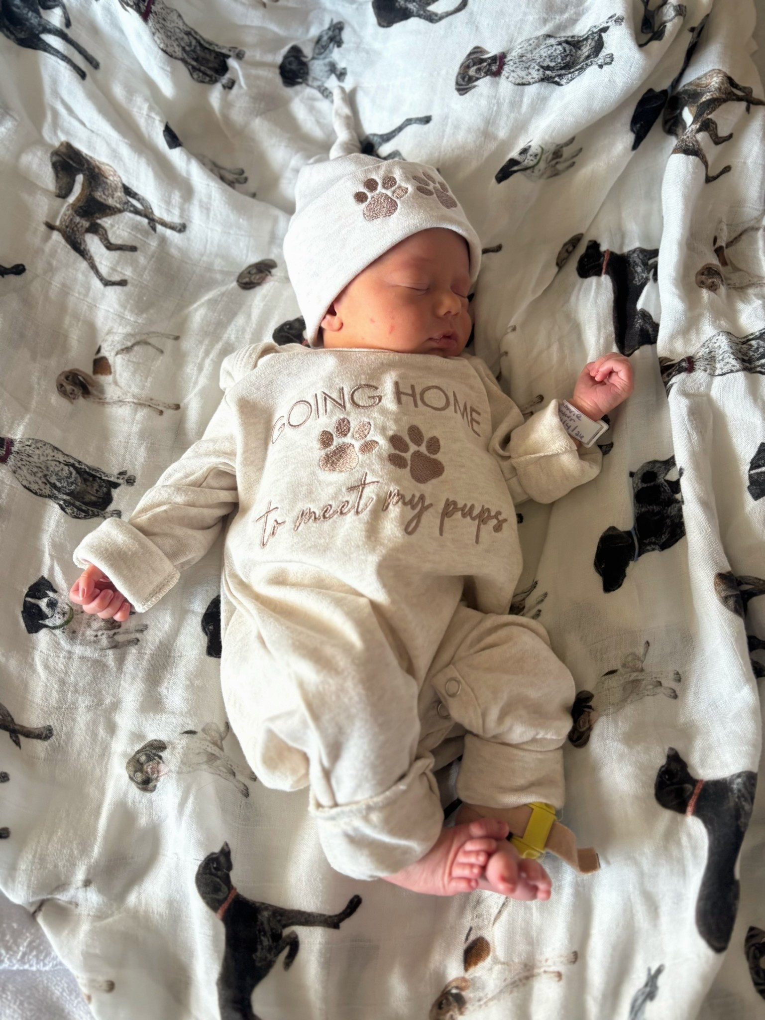 baby going home outfit 🤎

#LTKBaby #LTKmomlife