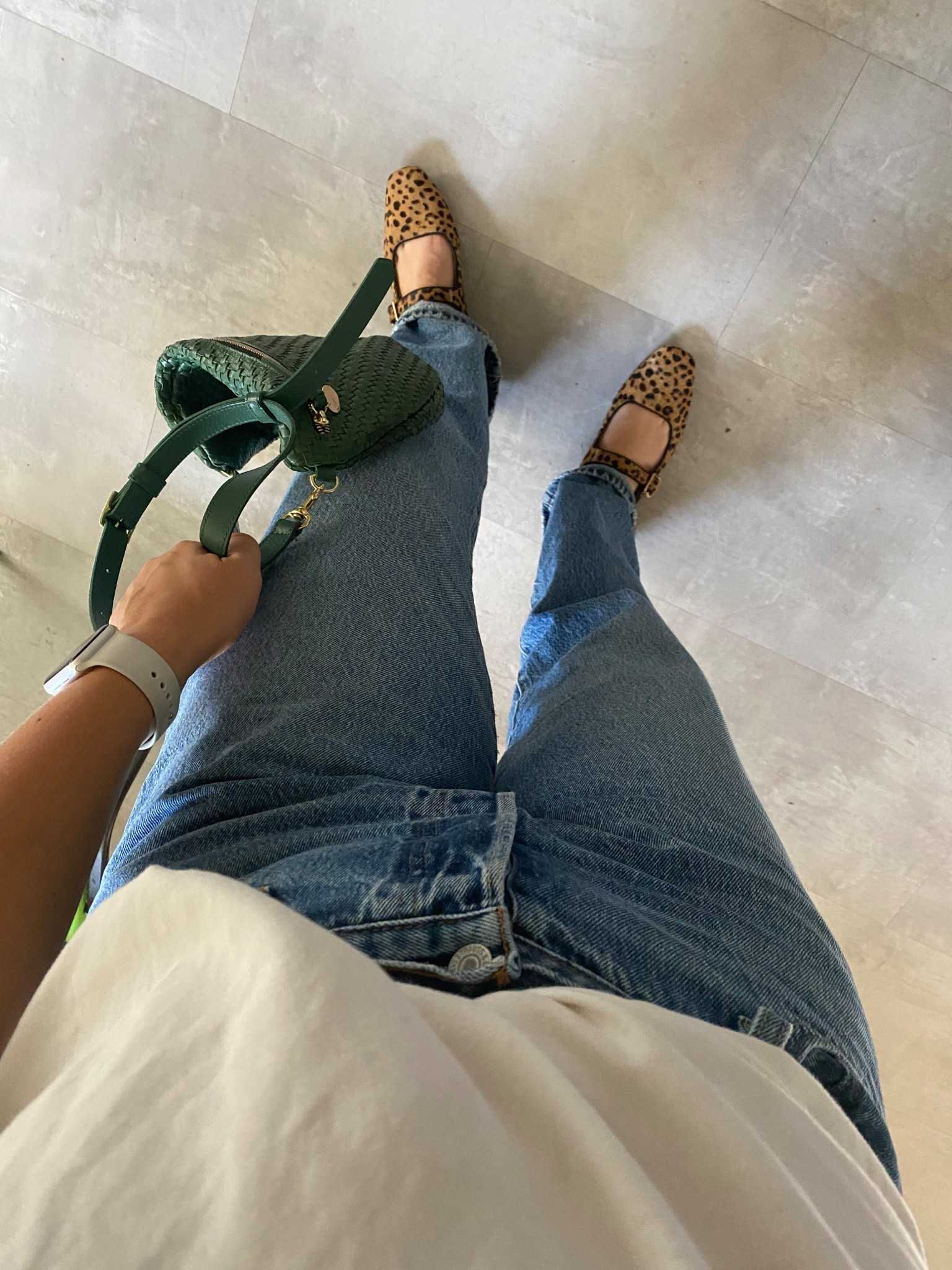 Morning camp drop off in my go to
Mom uniform these days. Levi’s 501s loose fitting, Clare V grand Fanny, and a fun shoe

#LTKMidsize #LTKShoeCrush