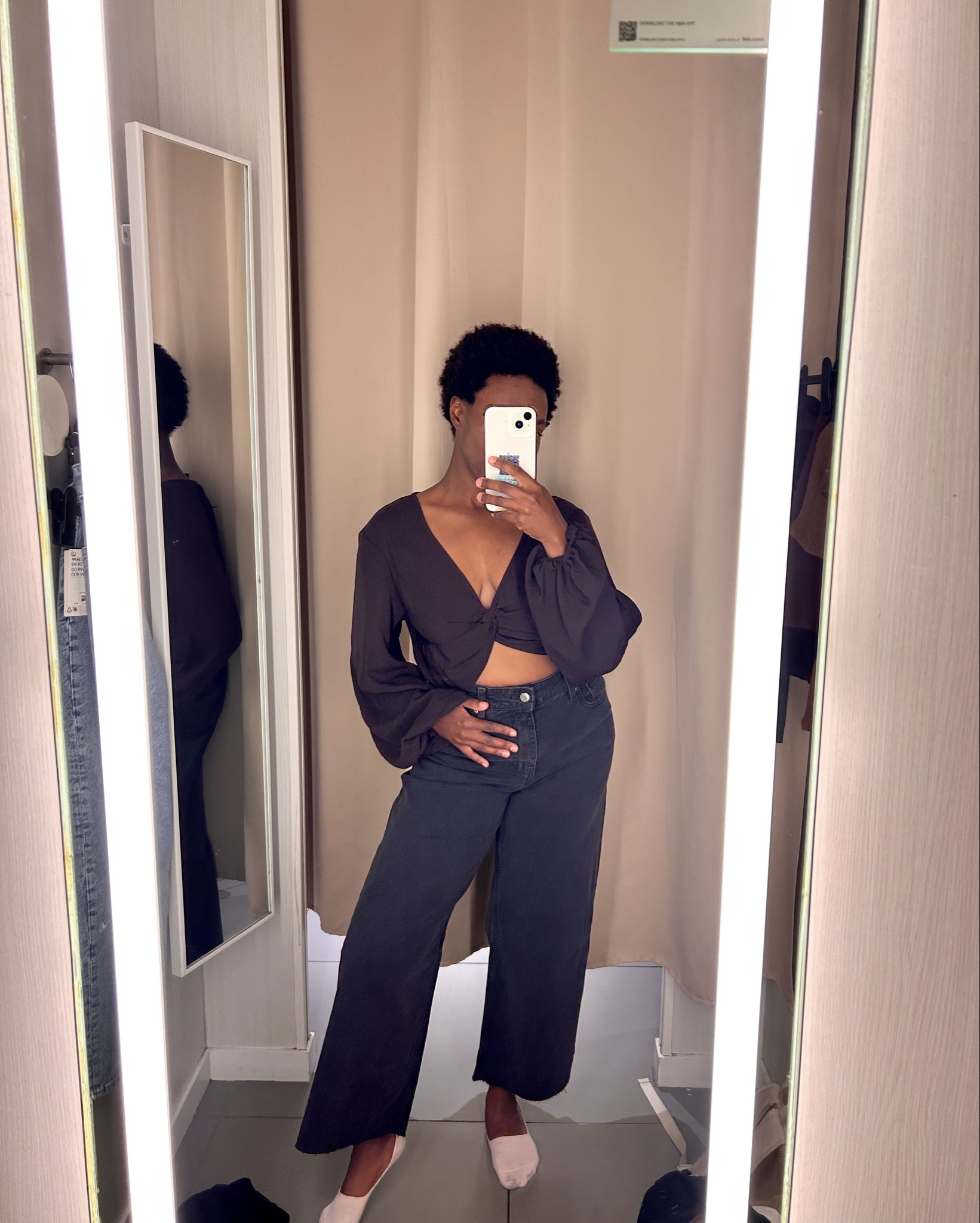 absolutely worth it if you’re looking for an outfit like this - find this look of the day at h&m ☺️  open back top + high waisted jeans #lookoftheday #tryonhaul

#LTKStyleTip #LTKFindsUnder50