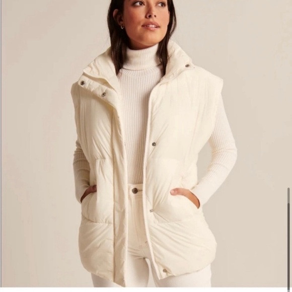 A&F Oversized Vegan Leather Quilted Vest | Poshmark