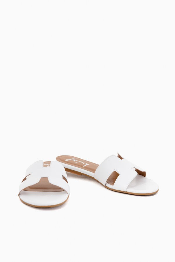Exclusive White Leather Alibi Sandals | Tuckernuck (US)