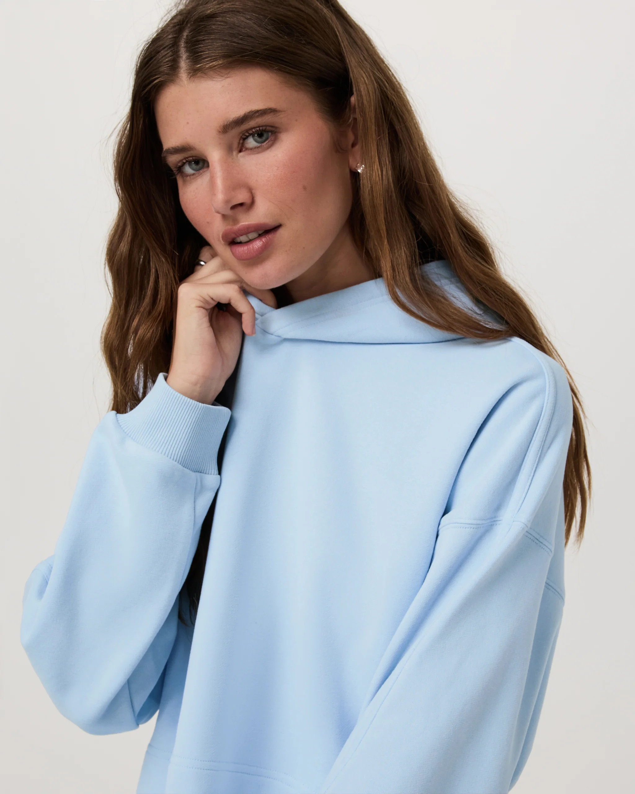 Sedona Pullover Hoodie | Women's Crystal Blue Hoodie | Vuori | Vuori Clothing (US & Canada)