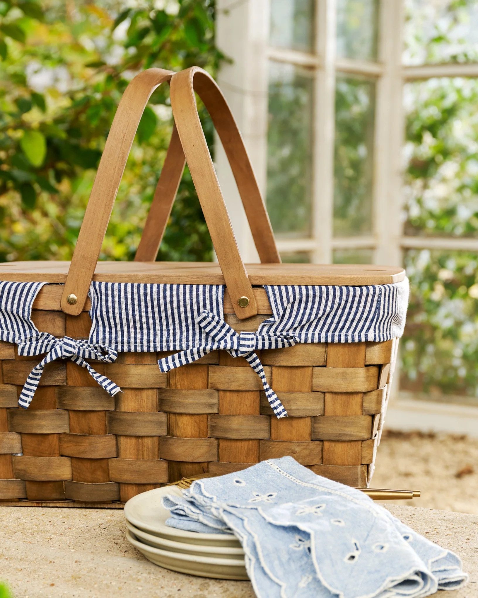 Handwoven Picnic Basket with Striped Liner | Magnolia