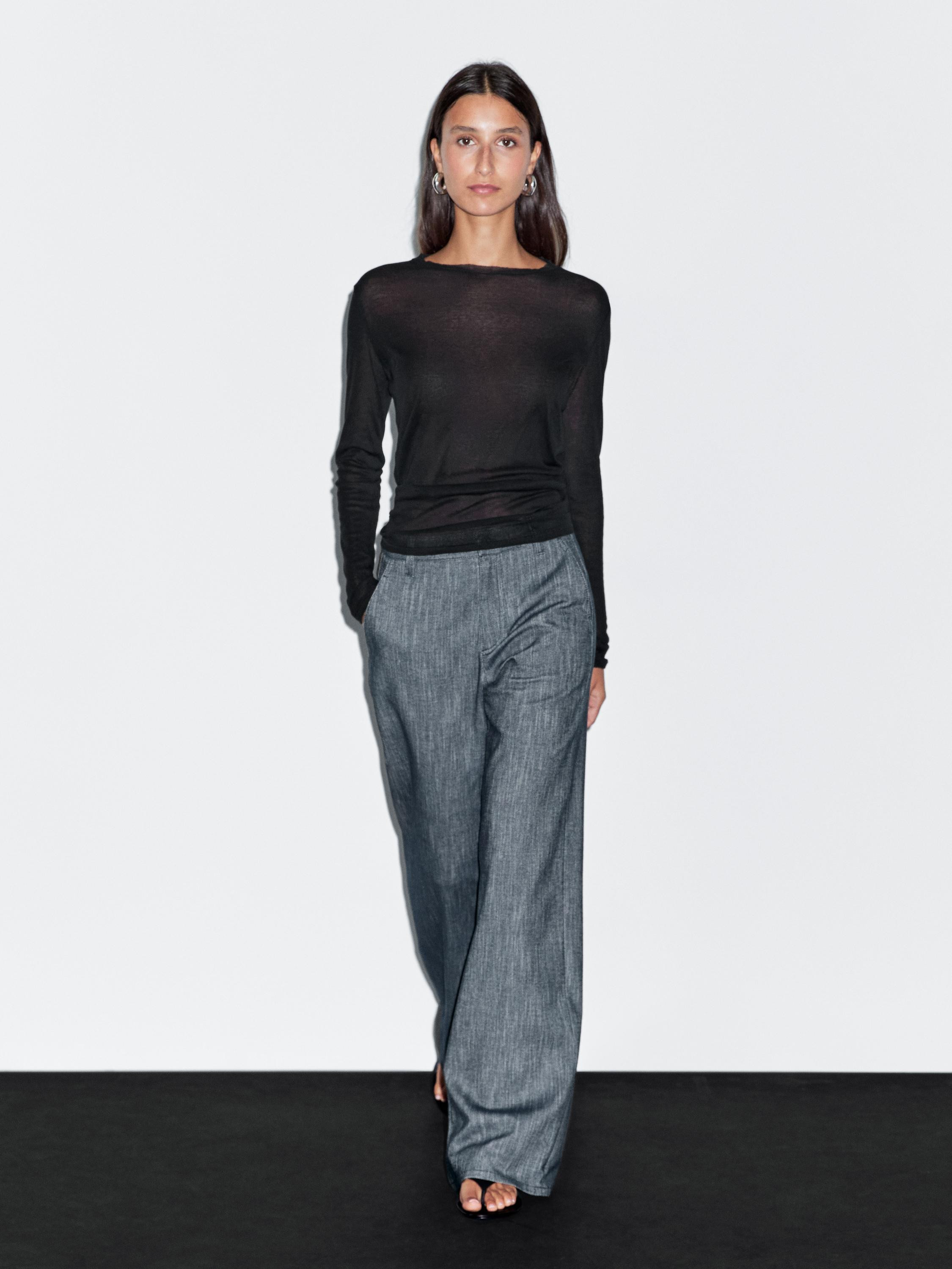 Leichtes Shirt mit Kragendetail | Massimo Dutti DE