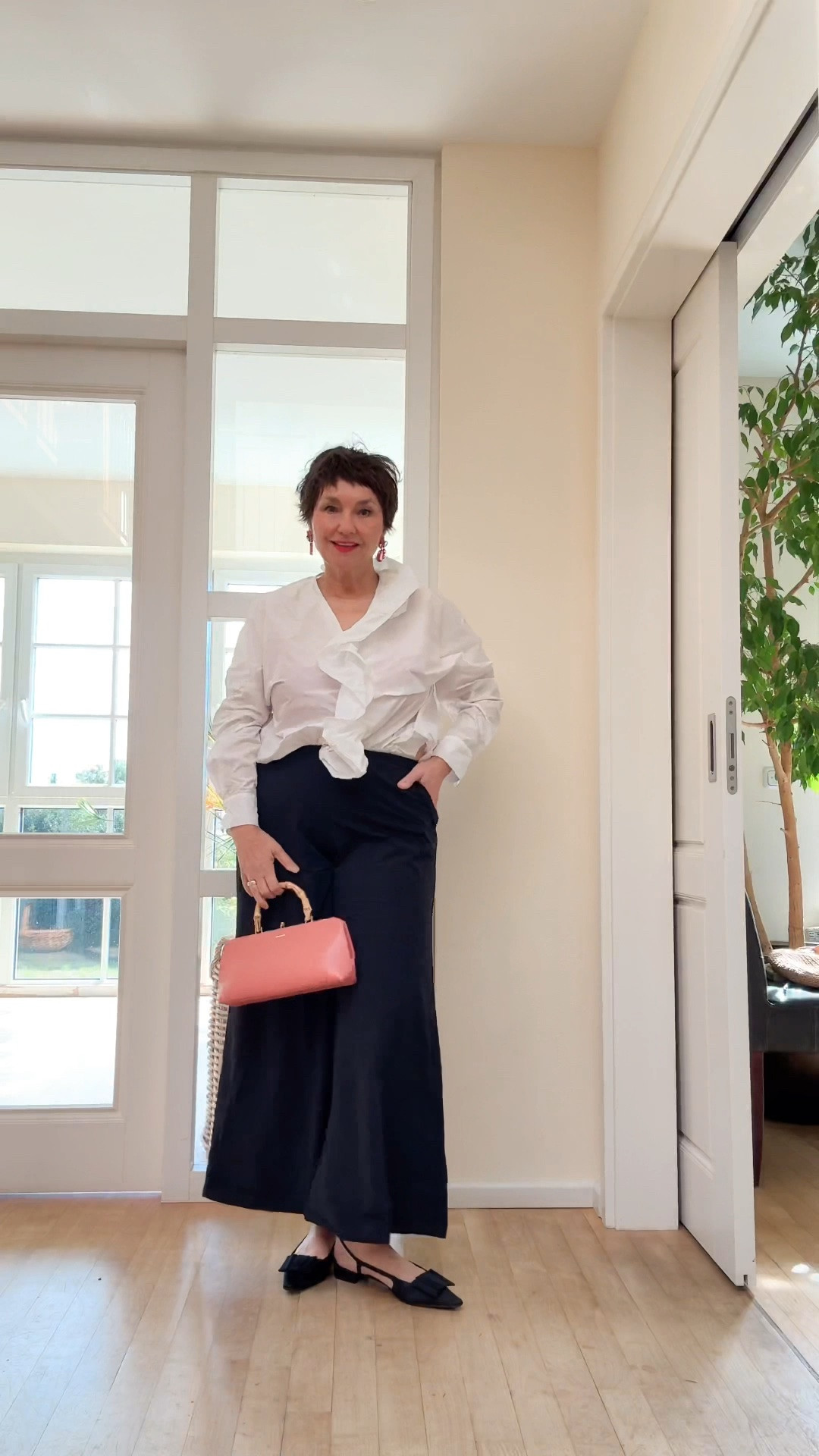 Heute gehen wir fein essen! ❤️

#60plus
#50plus
#plussize
#herbstlook
#herbstoutfit
#elegantesoutfit

#LTKü50 #LTKdeutschland #LTKplussize