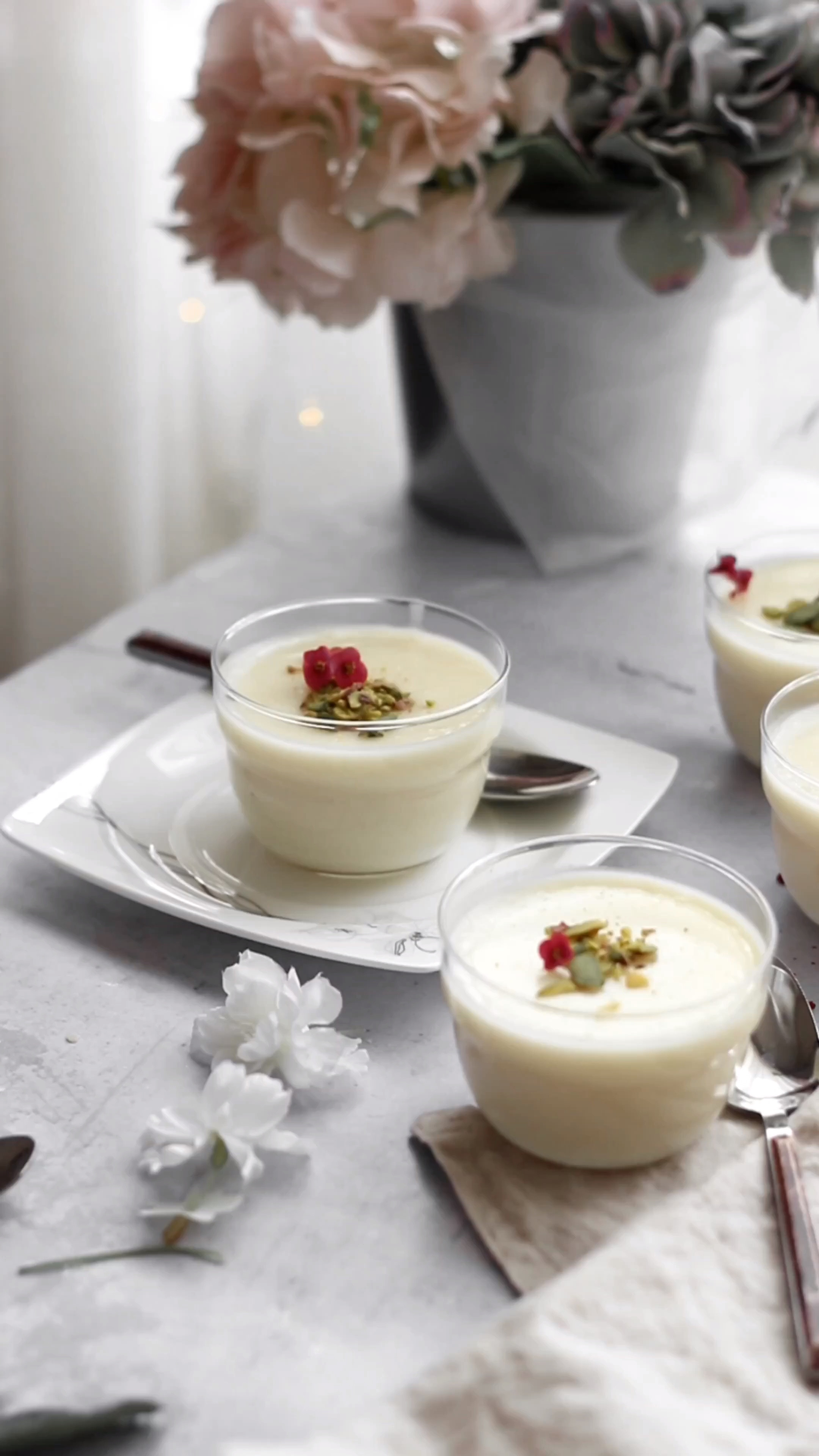 Hosting guests? My linked items will be perfect this season. 

#seaonofgiving #hostess #halloween #party #hostess #commentsbyfans❤️

#LTKParties #LTKHalloween #LTKxPrimeDay