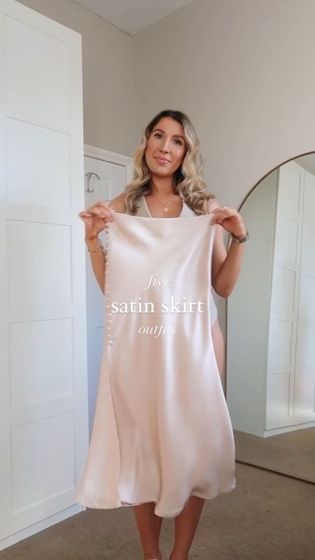 5 ways to style a cream satin skirt for various occasions 🤍

I wear a size 8 in this Warehouse satin skirt and would say it fits pretty true to size. The quality is amazing and is such a capsule wardrobe essential which will transition really nicely into autumn. 

#LTKstyletip #LTKeurope #LTKfindsunder50