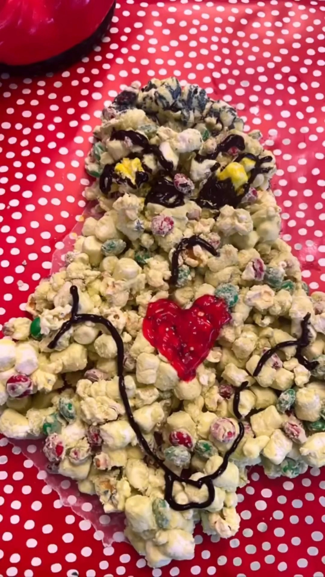 Grinch popcorn treats 

#LTKHoliday #LTKmomlife #LTKSeasonal