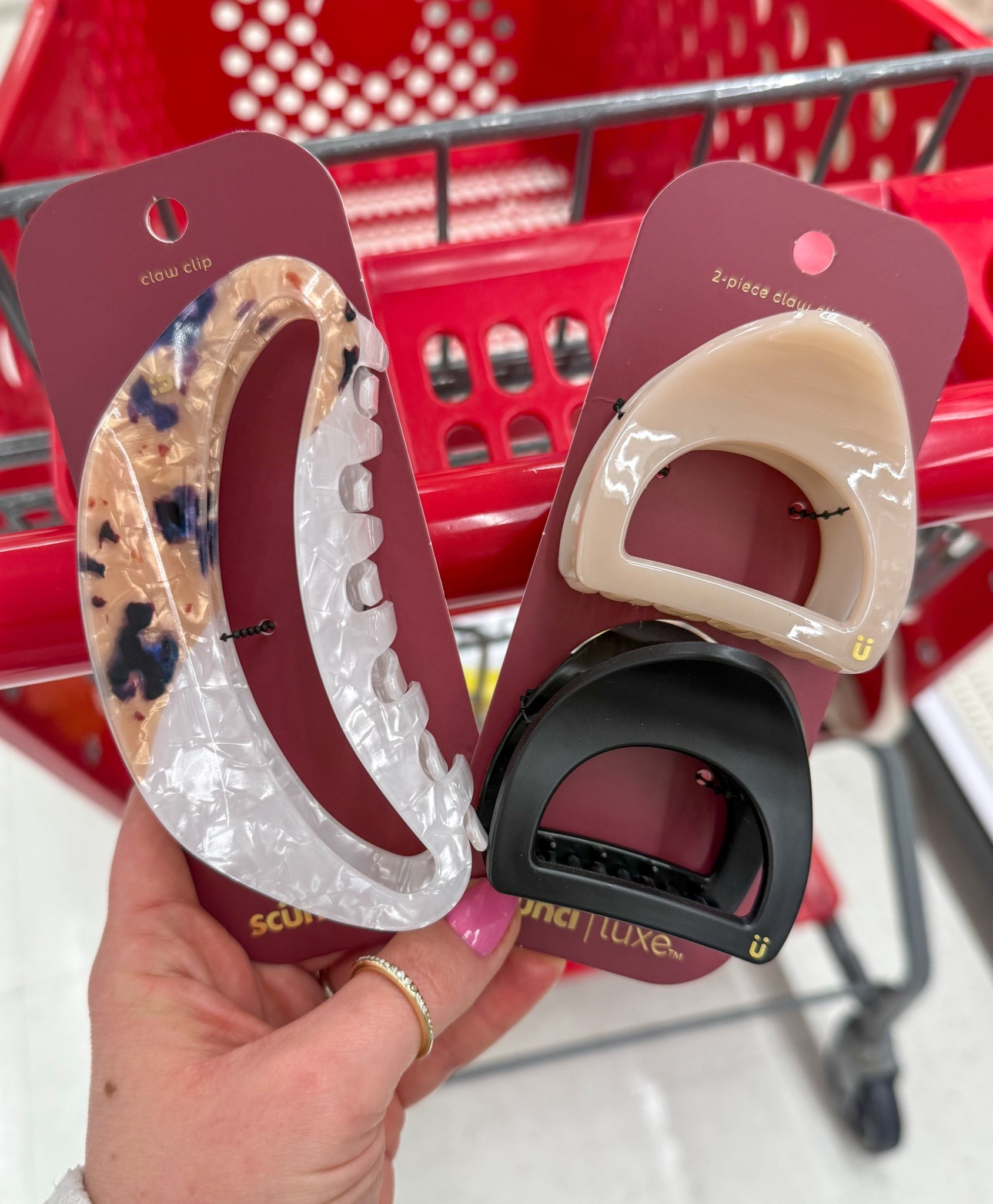 Cute new hair accessories 

#LTKselfcare #LTKdayinmylife #LTKgrwm