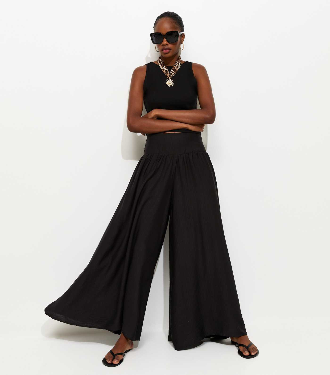 Black Wide Leg Palazzo Trousers | New Look | New Look (UK)