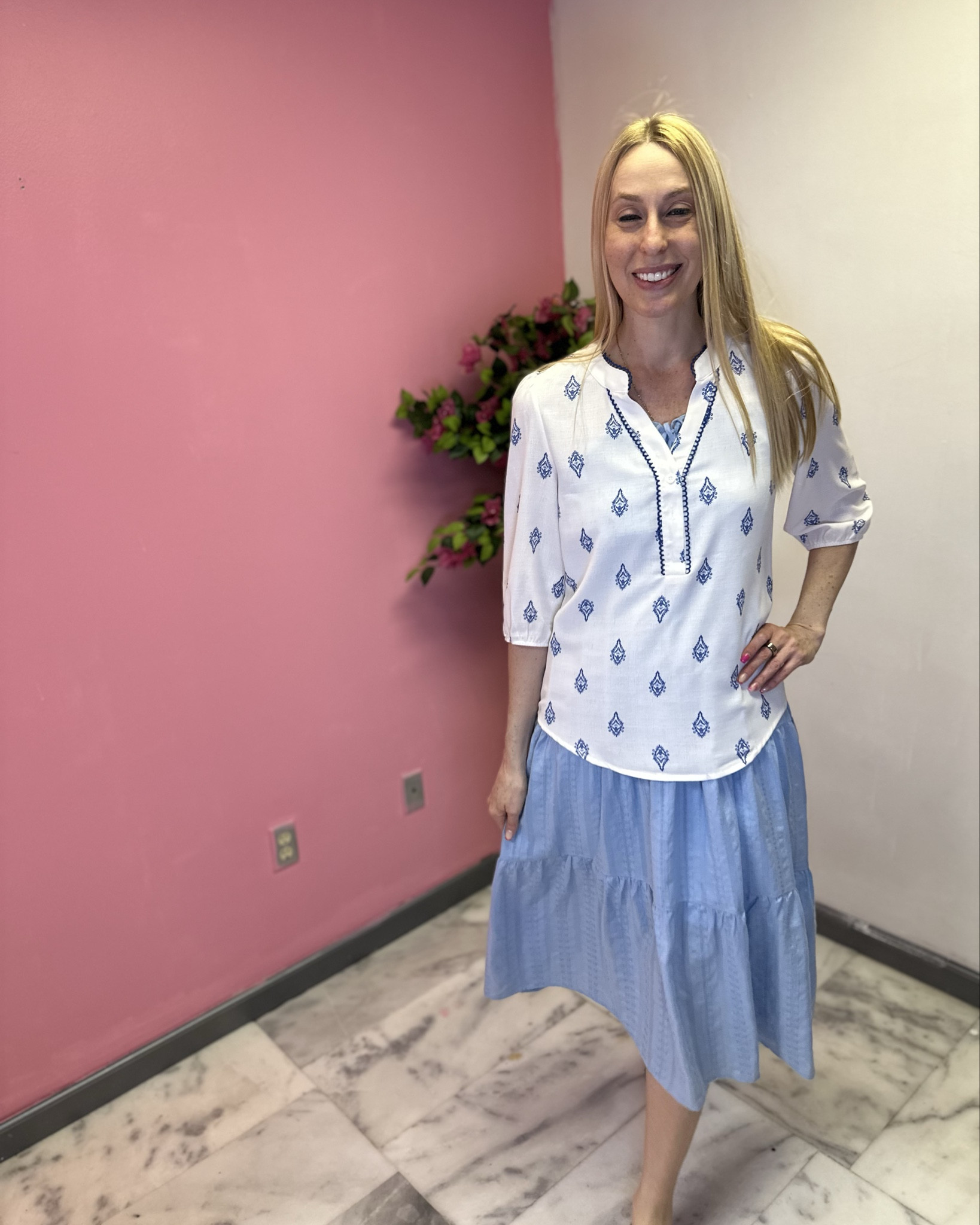 Coastal chic blouse
💙 a longer and loose fit blouse, has no stretch
💙looks cute paired with skirts, pants and shorts 
💙wearing small in it, fits true to size and I am 5’10”
💙 Amazon fashion , Amazon under $50


#LTKTall