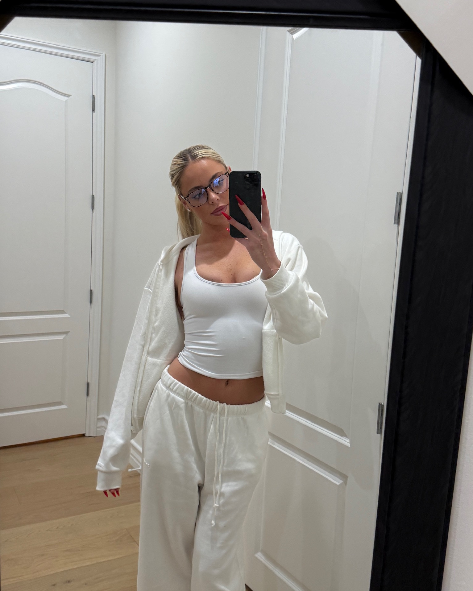 Comfy OOTD 🤍☁️

#LTKdayinmylife #LTKgrwm #LTKootd