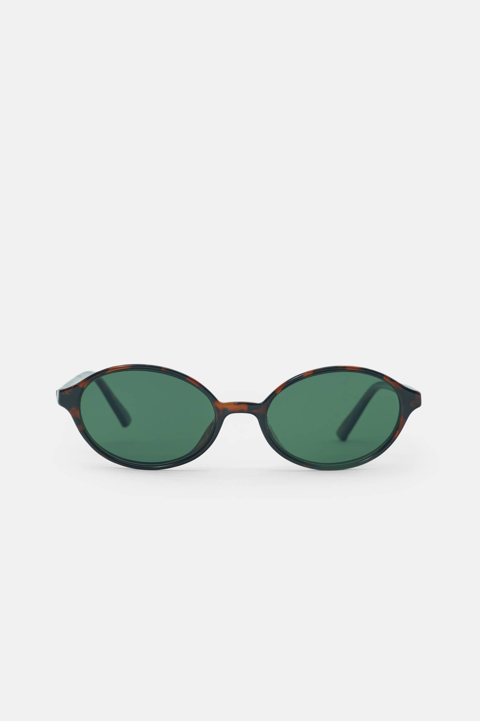 Resin oval sunglasses - Pull&Bear United Kingdom | PULL and BEAR UK