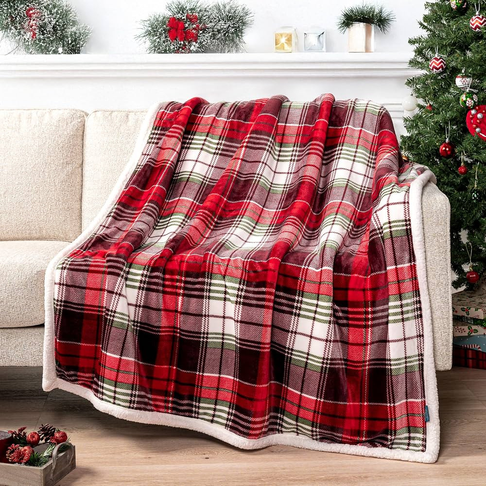 PAVILIA Christmas Plaid Blanket | Sherpa Fleece Flannel Throw Blanket | Christmas Plaid Warm Plus... | Amazon (US)