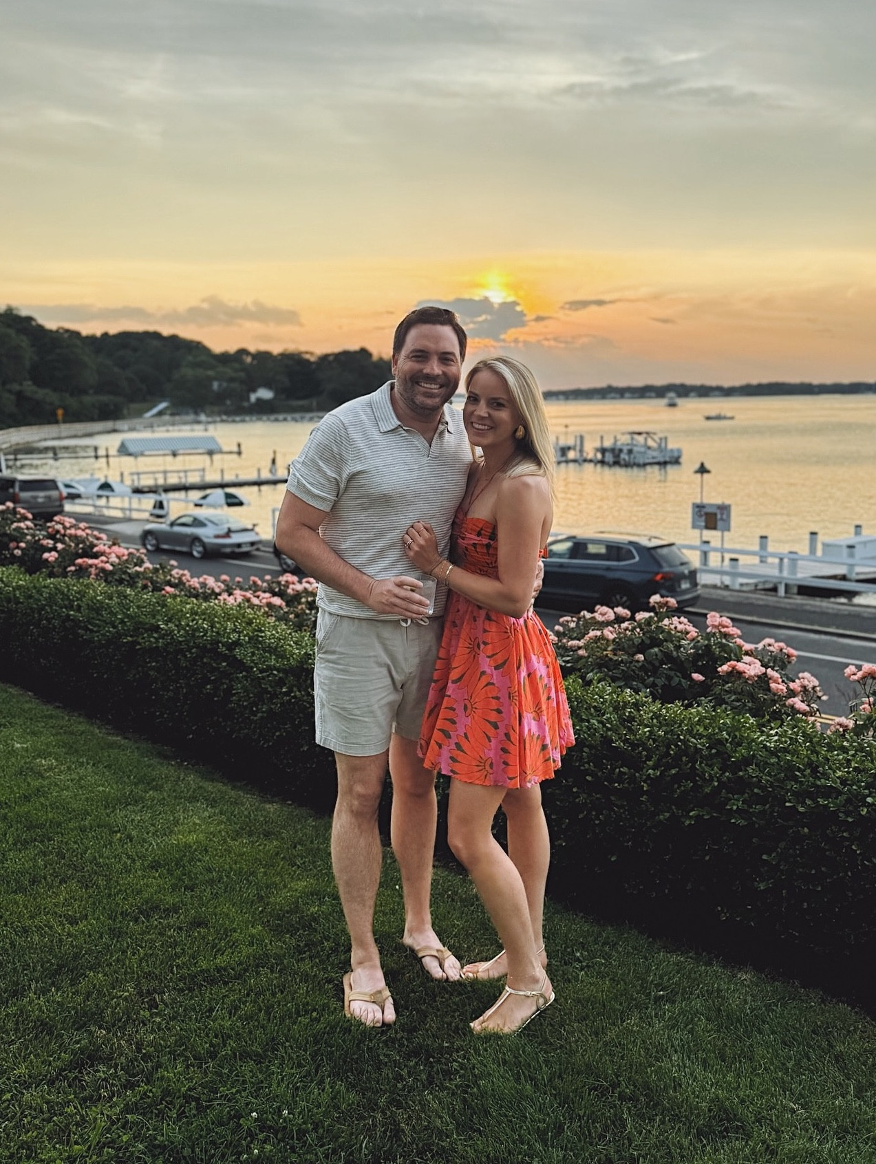 A much needed parent’s weekend escape! Finally made it back to Shelter Island — we came here soon after Logan was born and I’ve been wanting to make it back here for years! Such a special place - hopefully doesn’t take 6 more years to get back ☀️🏖️🍹 details below:

Where we stayed: @pridwin 
Where we ate/drank: @duryeasorientpoint, @claudiosgreenport, @saltshelterisland, @sunsetbeachhotel