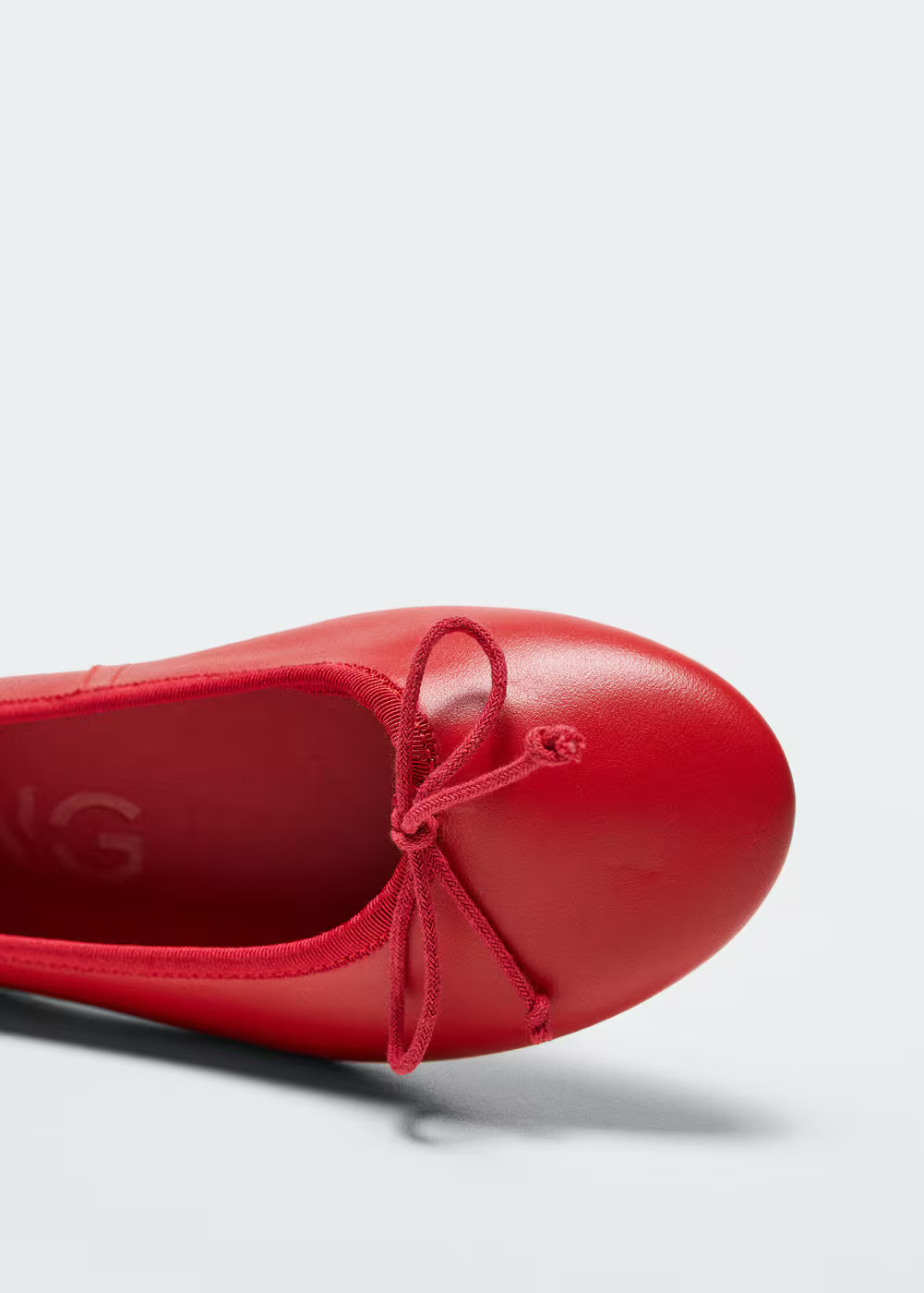 Bow leather ballerina -  Women | Mango USA | MANGO (US)