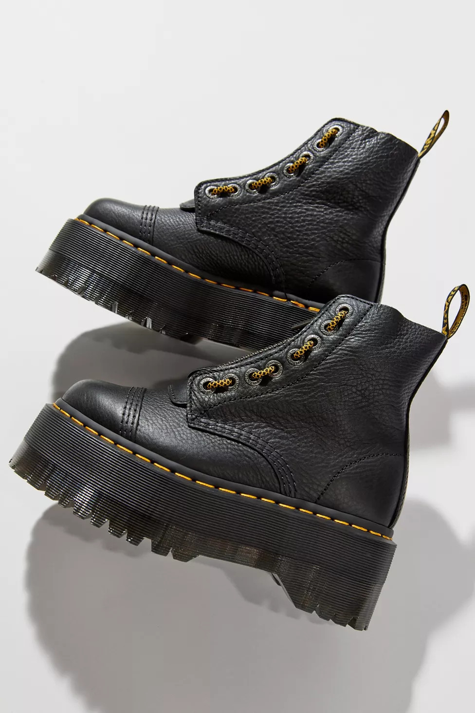 Dr. Martens Sinclair Max Pisa Leather Platform Boot | Urban Outfitters (US and RoW)