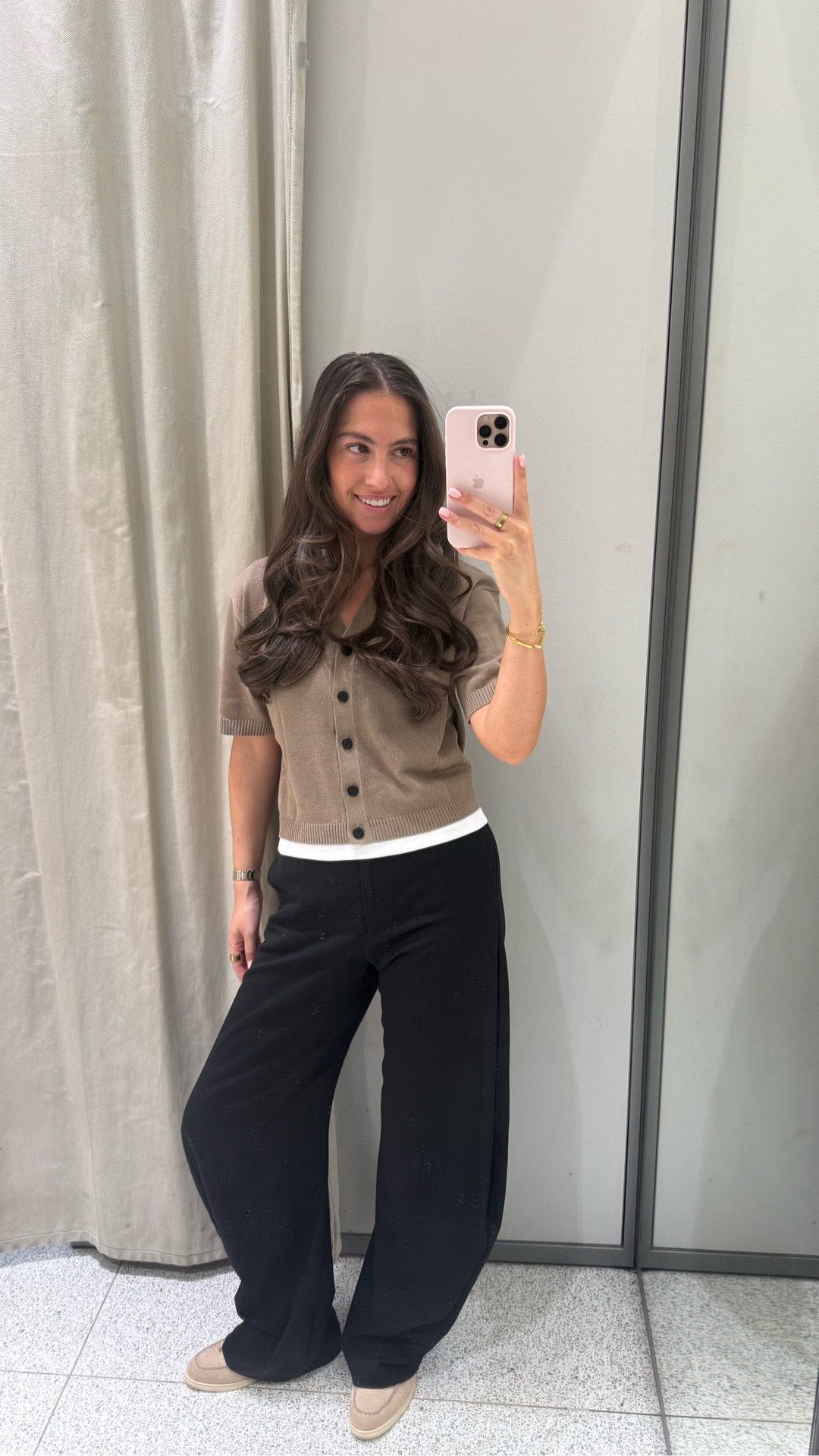 Workwear - chic - short sleeve knit 

#LTKstyletip #LTKworkwear #LTKspring