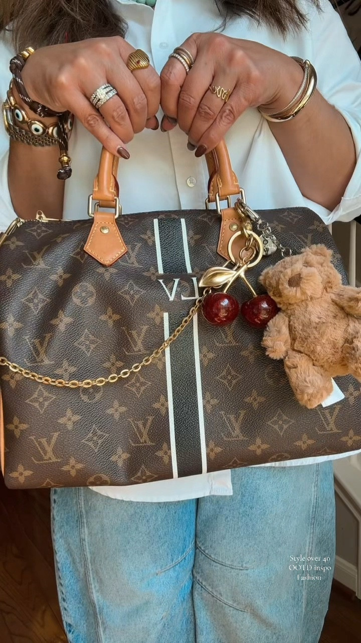✨ “Keeping it simple but never boring ✨ A crisp white shirt, easy denim, and my favorite LV in hand. Effortless, chic, and ready for the weekend. 💕 Get Ready With Me, over 40 style — where the accessories are king. 👑 #StyleOver40 #CasualChic #OOTD”

#LTKOver40 #LTKMidsize #LTKStyleTip