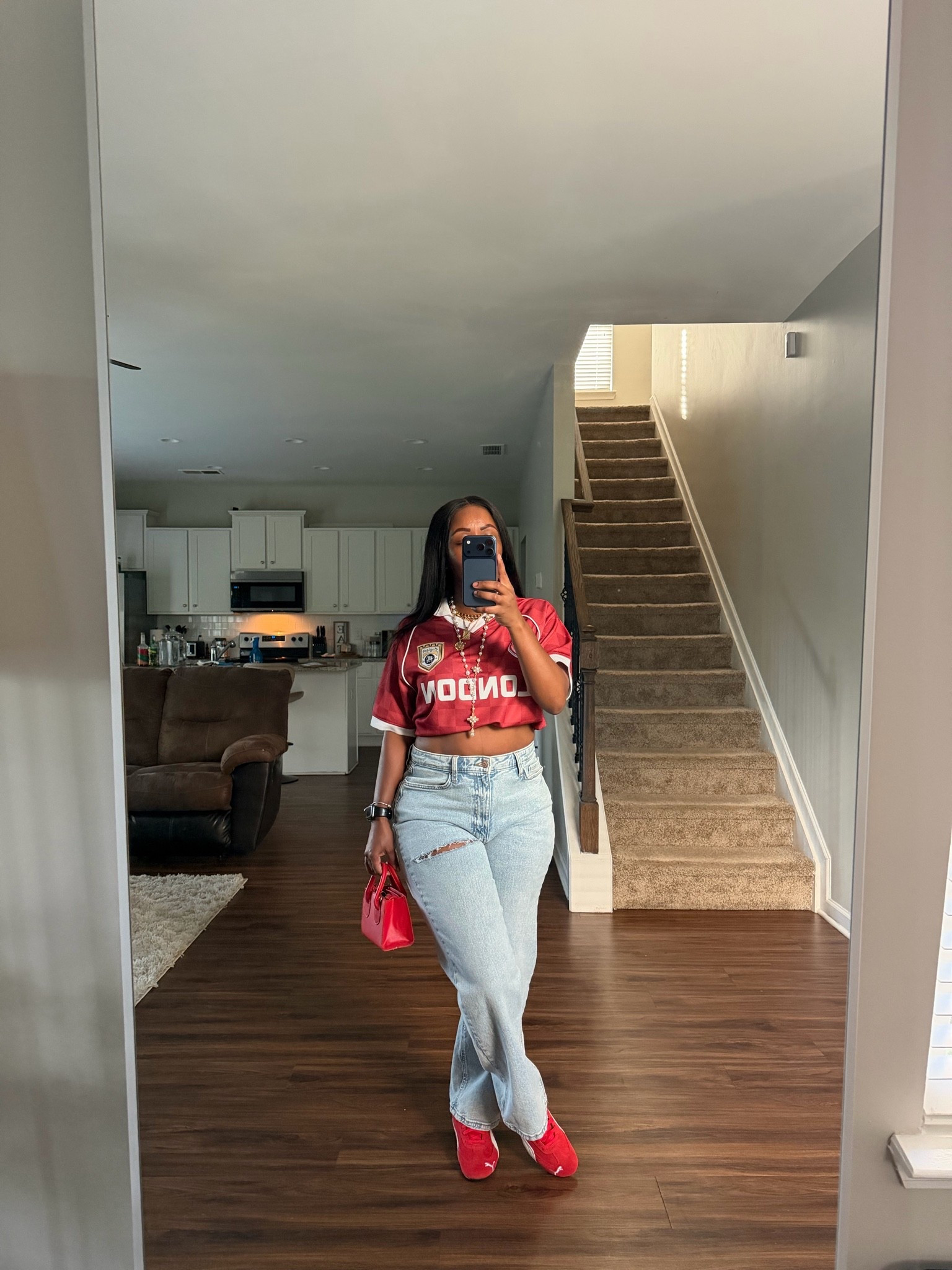 How I style a soccer jersey shirt with high waisted jeans

#LTKootd #LTKOver40 #LTKPetite