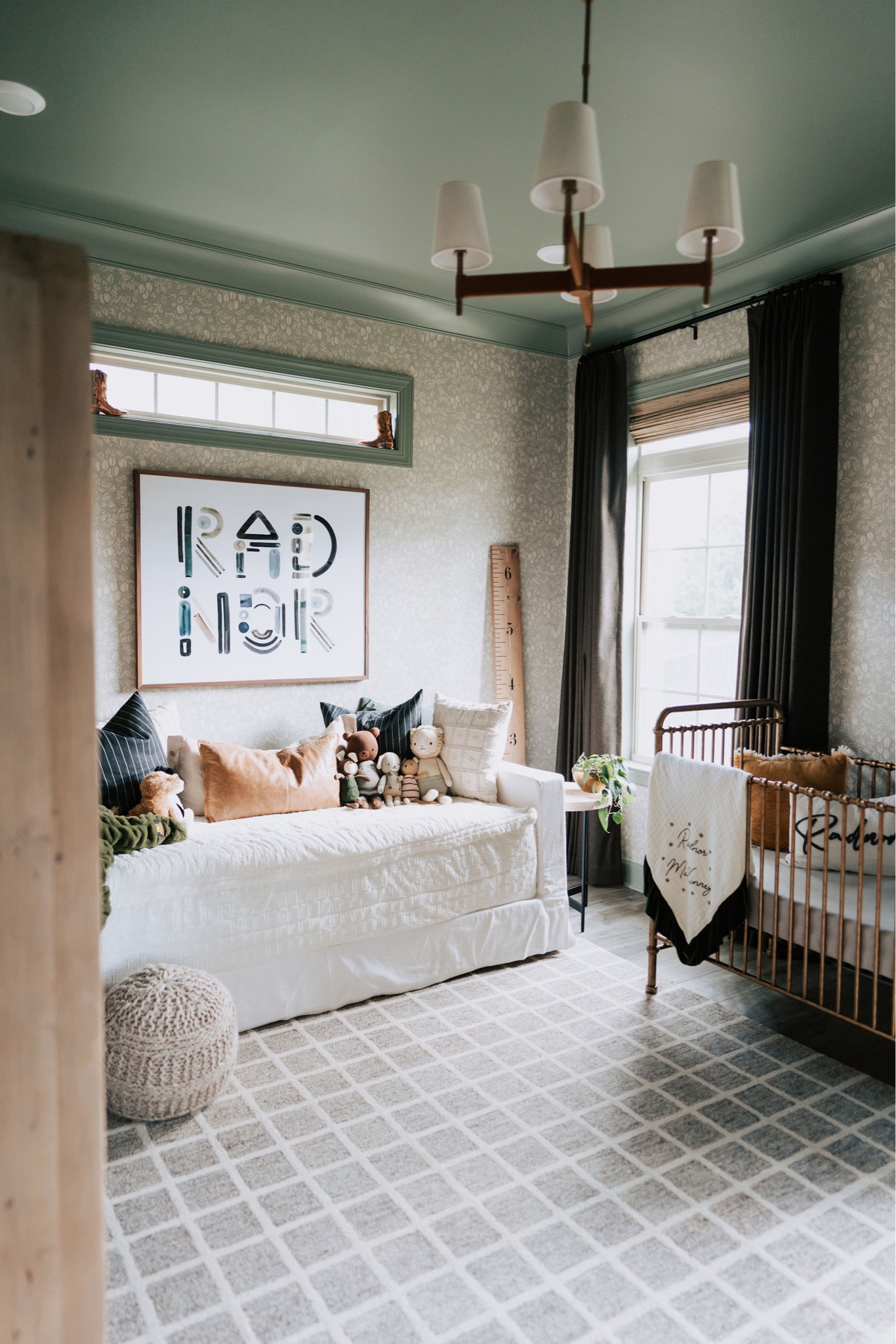 Nursery, rug, urban outfitters, home decor 